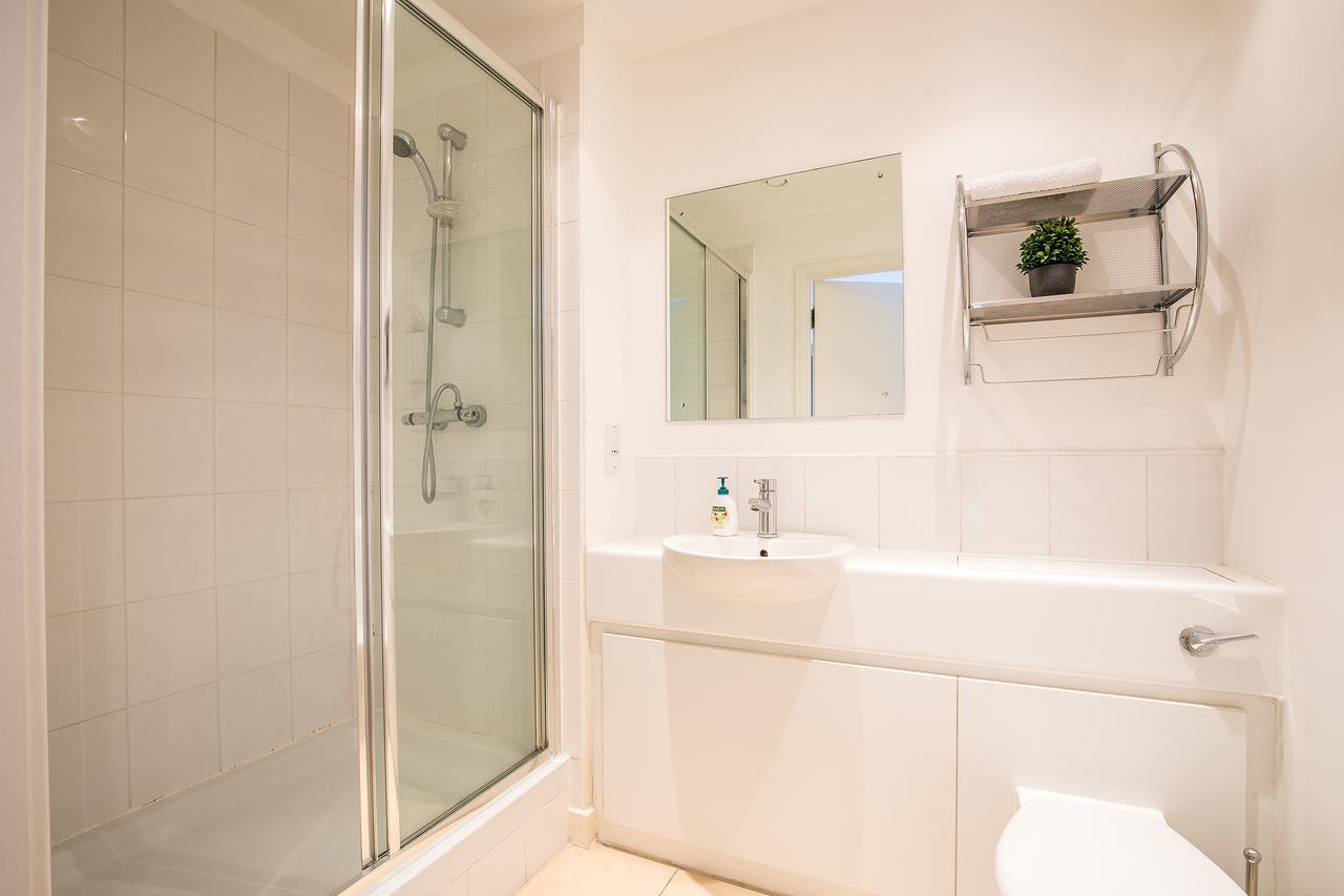 The Cathedral Suite Apartment With Love Your Stay Sheffield Kültér fotó